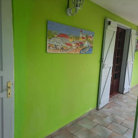 Appartamento Le Jardin De Massieux Bouillante Esterno foto